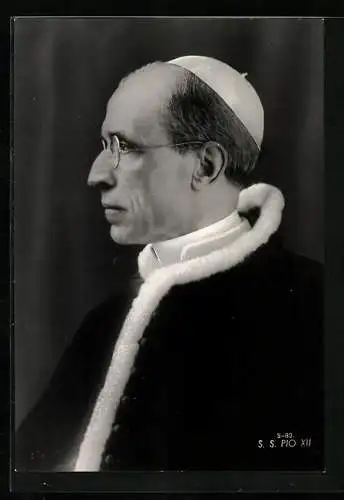 AK Papst Pius XII. mit Pileolus