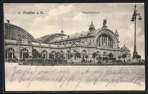 AK Frankfurt, Froschperspektive auf die Eingangshalle des Hauptbahnhofs