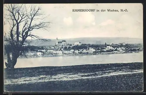 AK Emmersdorf in der Wachau, Teilansicht mit Kirche