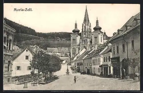 AK Maria Zell, Strasse mit Gasthof vor der Gnadenkirche