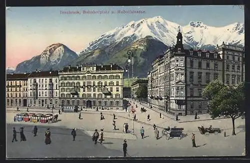 AK Innsbruck, Bahnhofplatz & Rudolfstrasse mit Strassenbahn