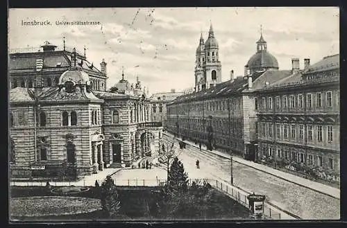 AK Innsbruck, Passanten in der Universitätsstrasse