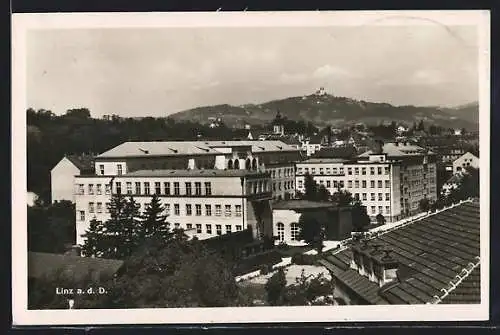 AK Linz / Donau, Blick über den Ort