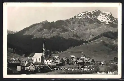 AK Russbachsaag, Ortsansicht mit der Kirche und Gamsfeld