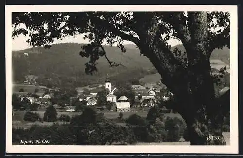 AK Isper /N. Ö., Ortsansicht aus der Ferne