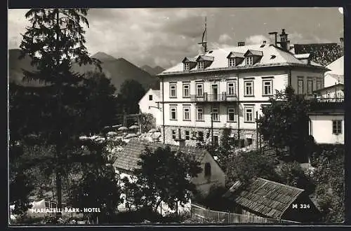 AK Mariazell, Park-Hotel mit Umgebung aus der Vogelschau