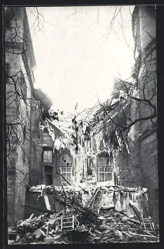AK Stuttgart, Brand des Alten Schlosses 1931, Vereiste Einsturzstelle in der Dototheenstrasse