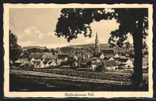 AK Pfeffenhausen /Ndb., Ortsansicht mit prominenter Kirche