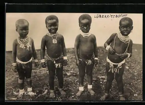 AK Lüberritzbucht, Afrikanische Kinder mit Halsketten