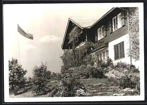 AK Vomperberg /Tirol, Gartenpartie in der Grals-Siedlung