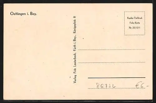 AK Oettingen i. Bay., Strassenpartie mit Brunnen und Turmtor