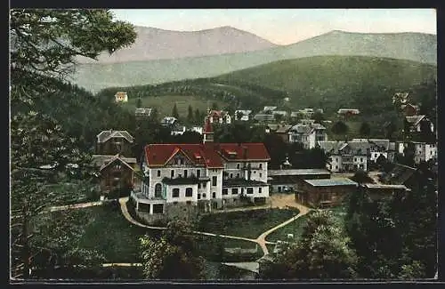 AK Ober-Krummhübel, Ortsansicht mit der Schneekoppe