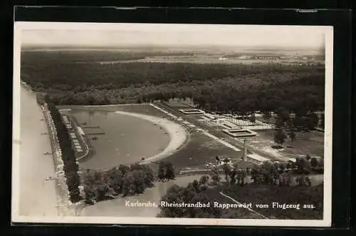 AK Karlsruhe, Rheinstrandbad Rappenwört vom Flugzeug aus gesehen