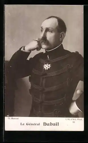AK Heerführer General Dubail in Uniform mit Orden