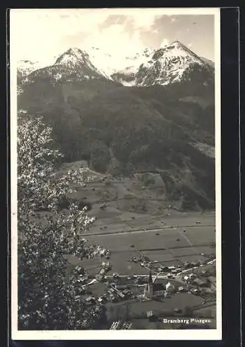 AK Bramberg /Pinzgau, Totalansicht von einem Berg aus