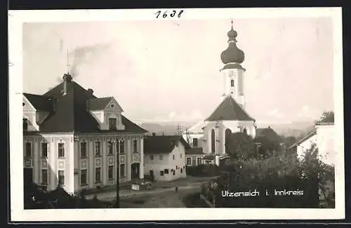 AK Utzenaich im Innkreis, Teilansicht mit Kirche