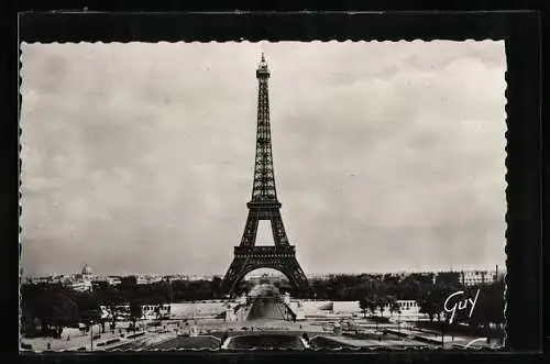 AK Paris, La Tour Eiffel, Eiffelturm