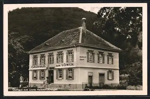 AK Halbmeil /Kinzigtal, Gasthaus zum Löwen A. Harter mit Bergblick