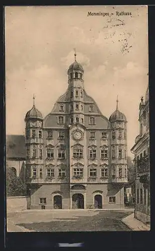 AK Memmingen, Strassenpartie am Rathaus