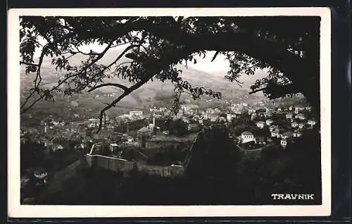 AK Travnik, Ortsansicht mit Festung aus der Vogelschau
