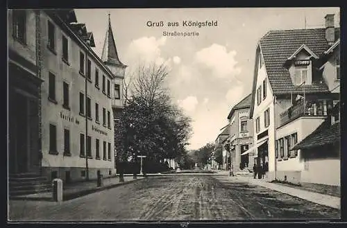 AK Königsfeld / Schwarzwald, Strassenpartie mit Gasthof der Brüdergemeine