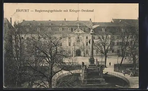 AK Erfurt, Regierungsgebäude mit Krieger-Denkmal