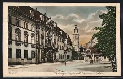 AK Erfurt, Regierungs-Strasse mit Regierungs-Gebäude