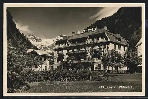 AK Mallnitz, Alpen-Hotel mit Bergen