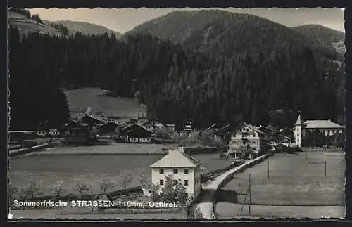 AK Strassen /Osttirol, Ortsansicht mit Gasthof Lenzer, Bes. Johann Bürgler