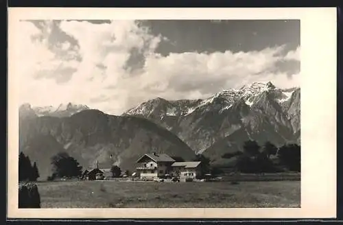 AK Tulfes, Hotel Sonnhof, Bes. M. u. E. Woitsch, vor Bergpanorama