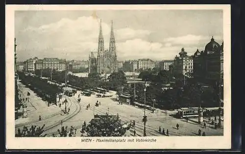 AK Wien, Verkehr am Maximilianplatz mit Votivkirche