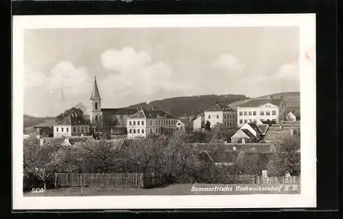 AK Hochwolkersdorf /N. D., Ortsansicht mit Kirche