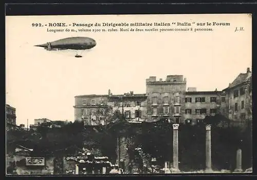 AK Rome, Passage du Dirigeable militaire italien Italia sur le Forum, Zeppelin