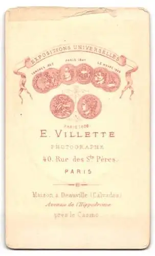 Fotografie E. Villette, Paris, 40, Rue des Sts. Pères, Junge Dame im Kleid mit Haube