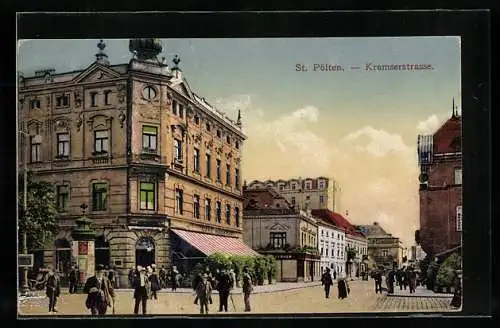 AK St. Pölten, Strasse Kremsergasse mit Litfasssäule
