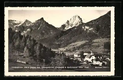 AK Hinterstoder /O.-Ö., Ortsansicht gegen das Totengebirge, Ostrawitz und Spitzmauer