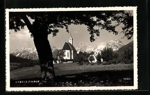 AK Vorderstoder /O.-Oe., Die Kirche im Bergidyll
