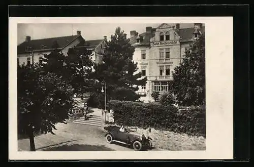 AK Mönichkirchen a. Wechsel, Hotel Hochwechsel der Mittella A.G., Leute, Auto