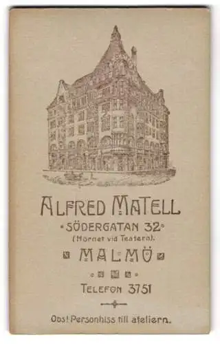 Fotografie Alfred Matell, Malmö, Södergatan 36a, Ansicht Malmö, Blick zum Ateliersgebäude mit Anschrift
