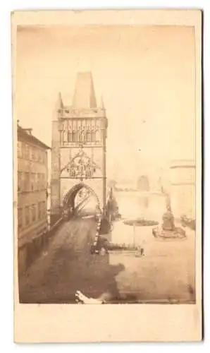 Fotografie Ph. v. Senteck, Berlin, Ansicht Prag, Blick nach dem alten Brückenthurm