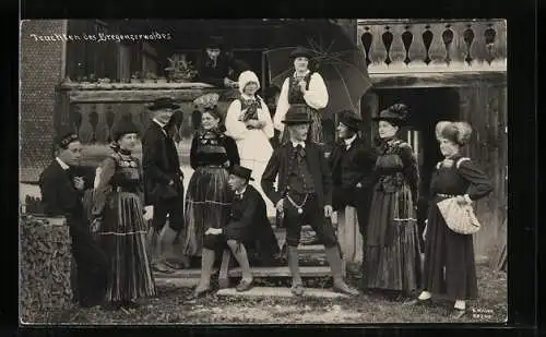 AK Bauernfamilie in Trachten des Bregenzerwaldes