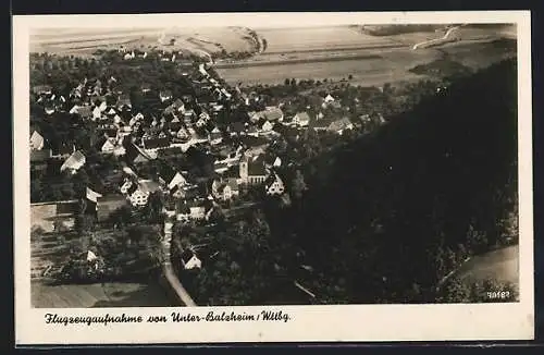 AK Unter-Balzheim /Wttbg., Teilansicht mit Kirche und Strassenpartie