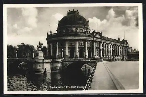 AK Berlin, Kaiser-Friedrich-Museum