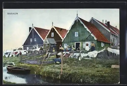 AK Marken, Bunte Wohnhäuser am Fluss
