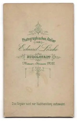 Fotografie Eduard Lösche, Rudolstadt, Mauer-Strasse 27, Eleganter junger Mann mit Zwirbelschnauzer und weisser Krawatte