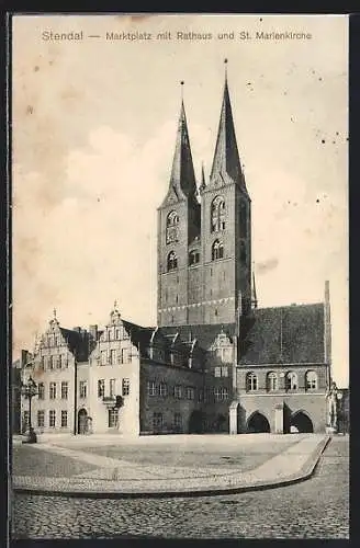 AK Stendal, Marktplatz mit Rathaus und St. Marienkirche
