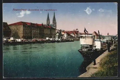 AK Regensburg, Donaulände mit Lagerhäusern