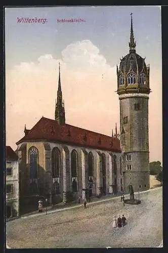 AK Wittenberg / Lutherstadt, Partie an der Schlosskirche