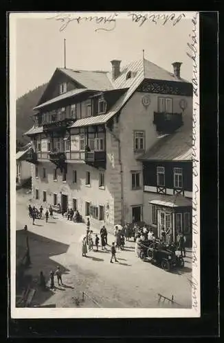 AK Puchenstuben, Hotel Burger