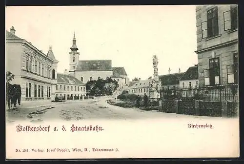 AK Wolkersdorf, Strassenpartie am Kirchenplatz